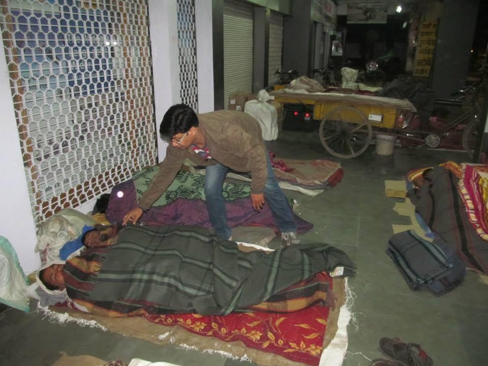 Punya 2013- Silent, Early morning distribution of blankets to Shelter less